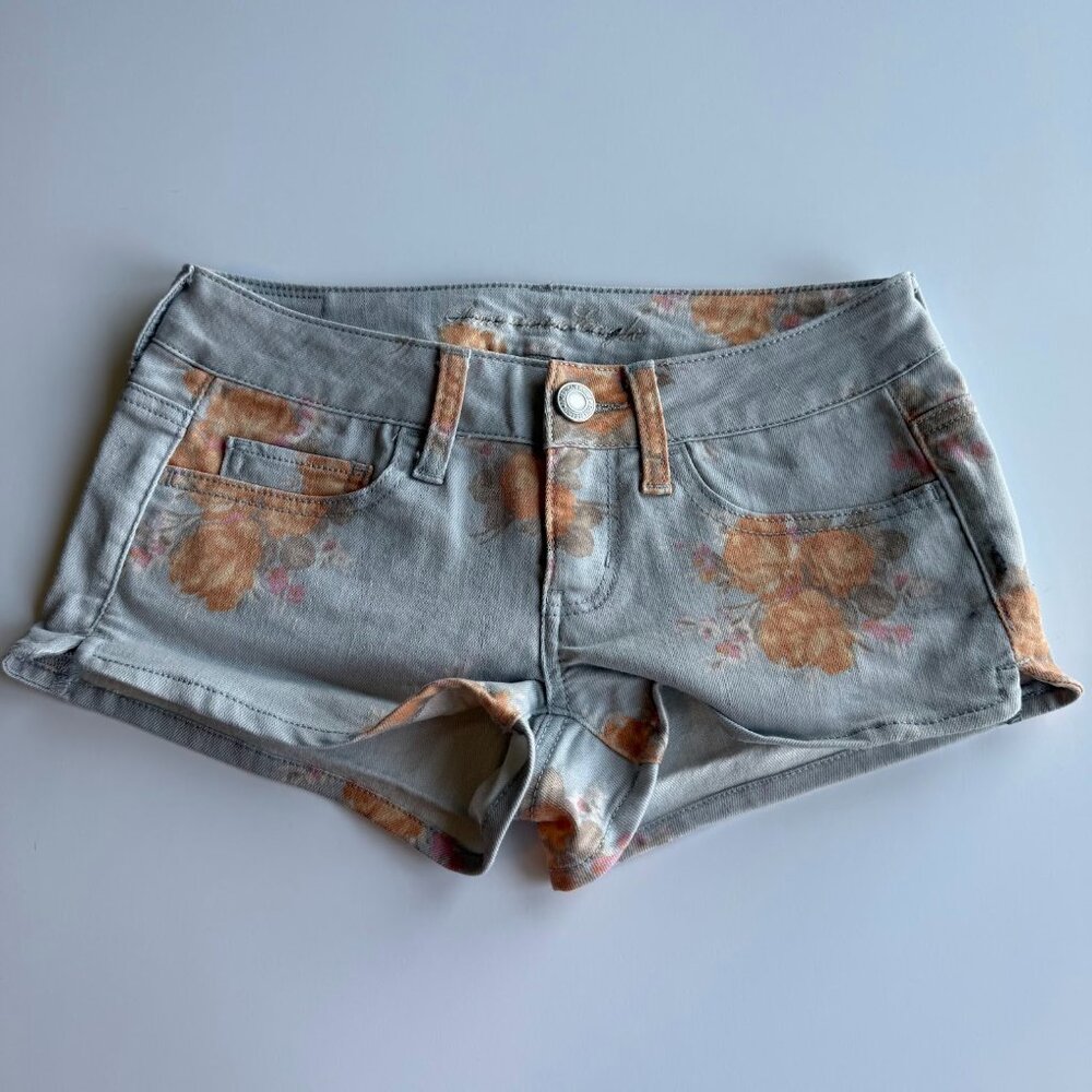 American Eagle Shortie Stretch Low Rise Shorts – Floral Print – Size 2